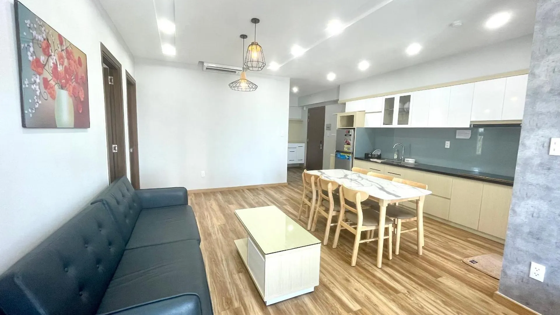 Hon Chong Oceanfront Luxury Apartment Нячанг 0*,  Вьетнам