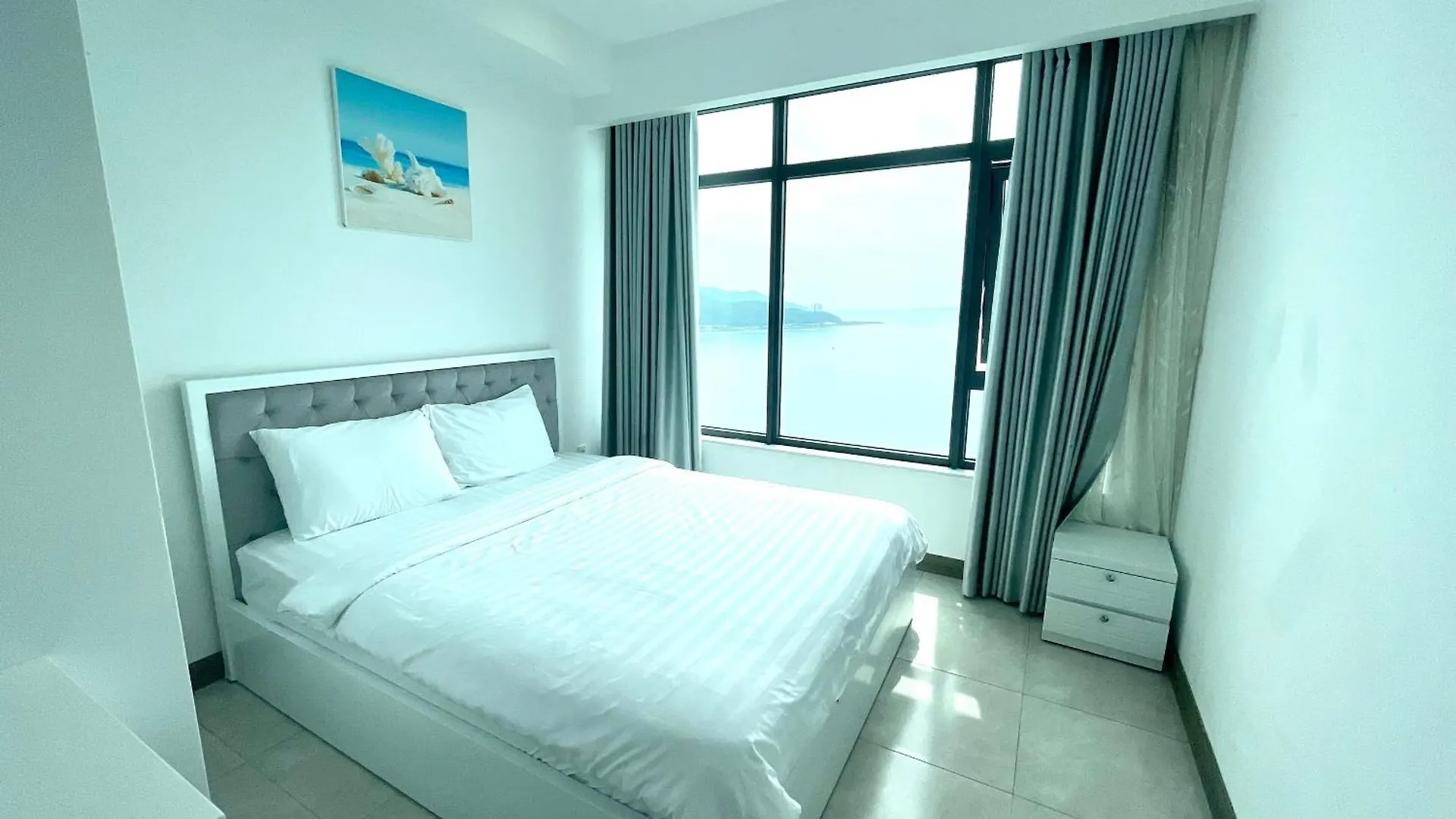 Hon Chong Oceanfront Luxury Apartment Нячанг 0*,  Вьетнам