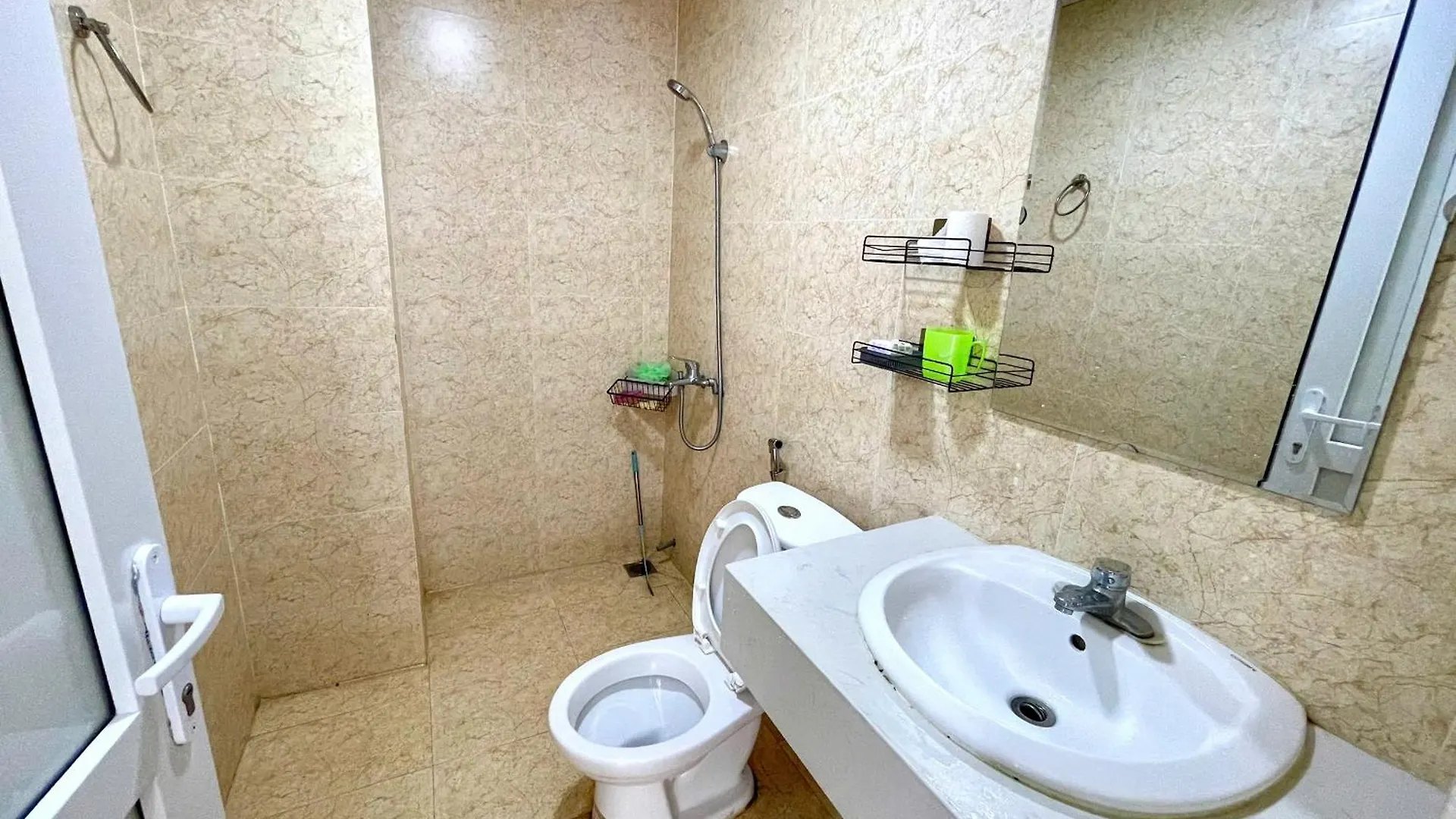 Hon Chong Oceanfront Luxury Apartment Nha Trang