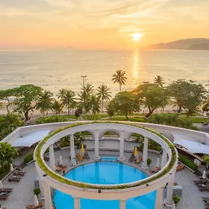 Sunrise & Hotel