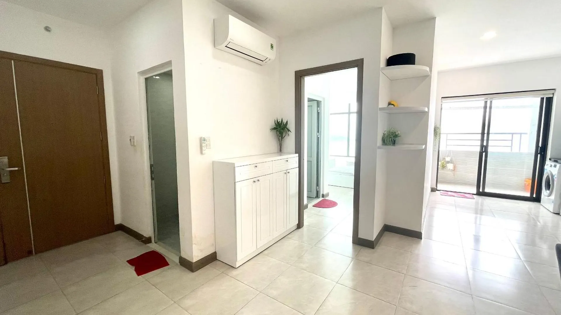Hon Chong Oceanfront Luxury Apartment Nha Trang 0*,  Vietnam